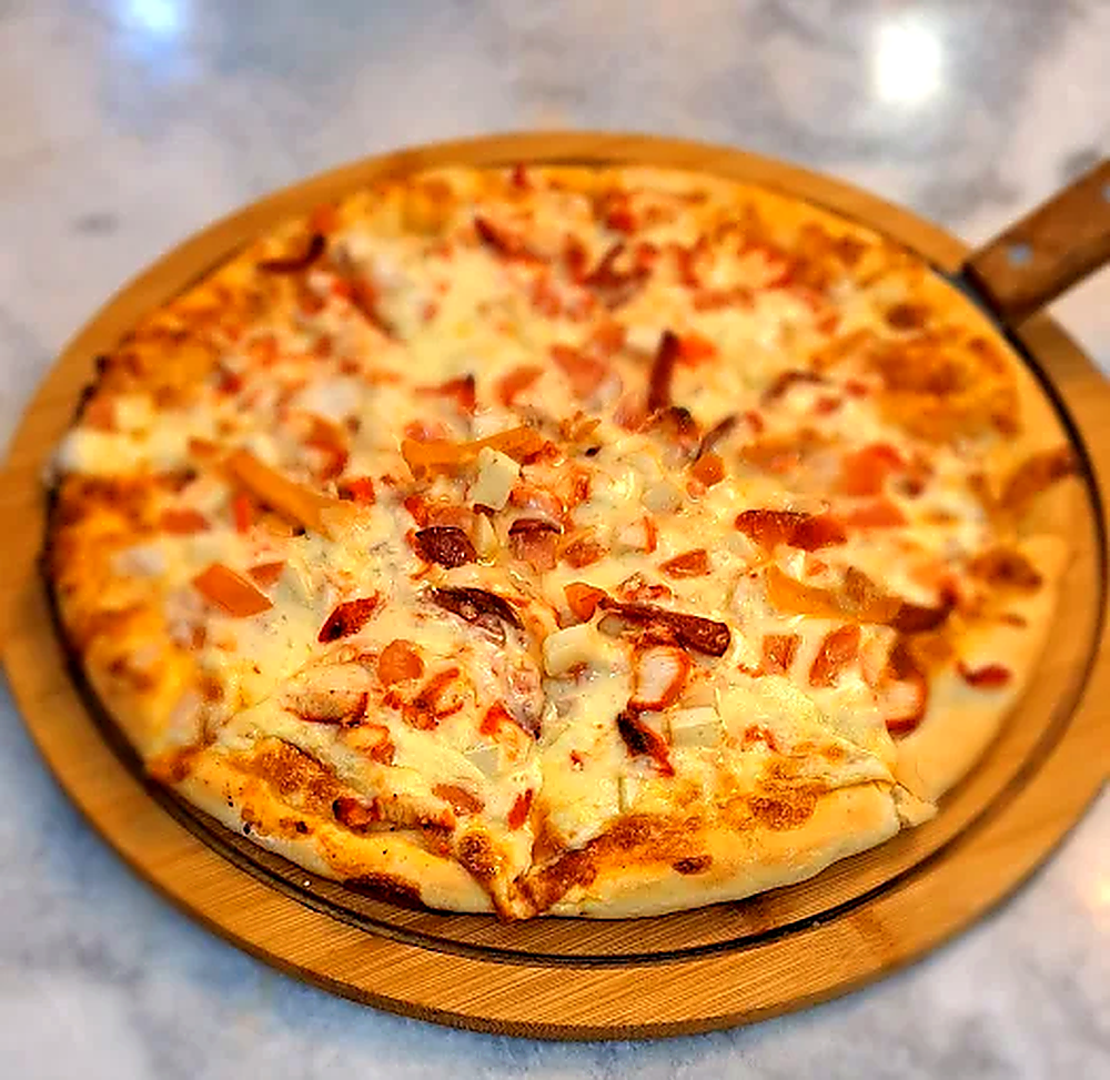 Kebaabish pizza