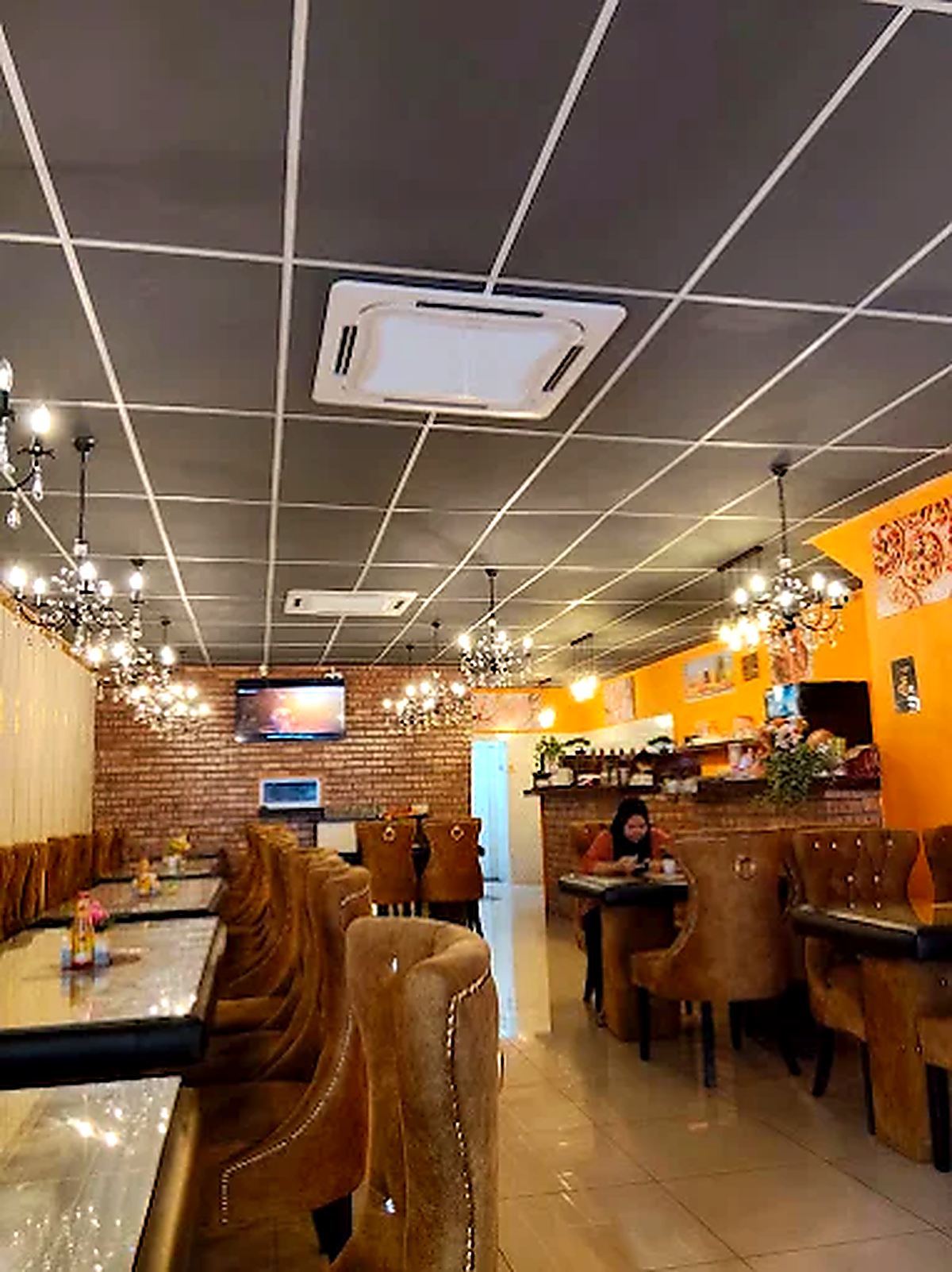 Kebaabish Subang Jaya interior